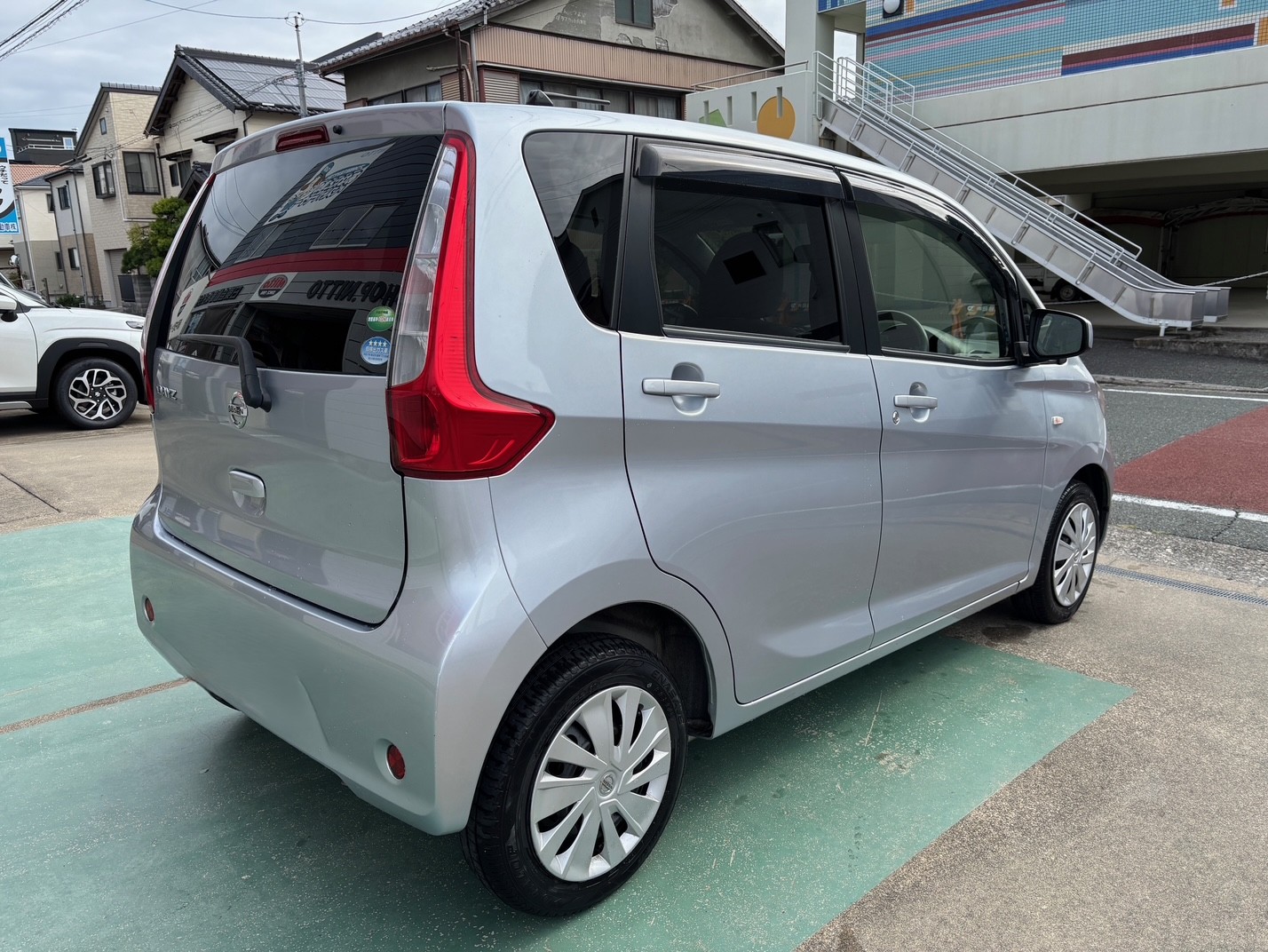 中古車販売　ニッサン デイズ