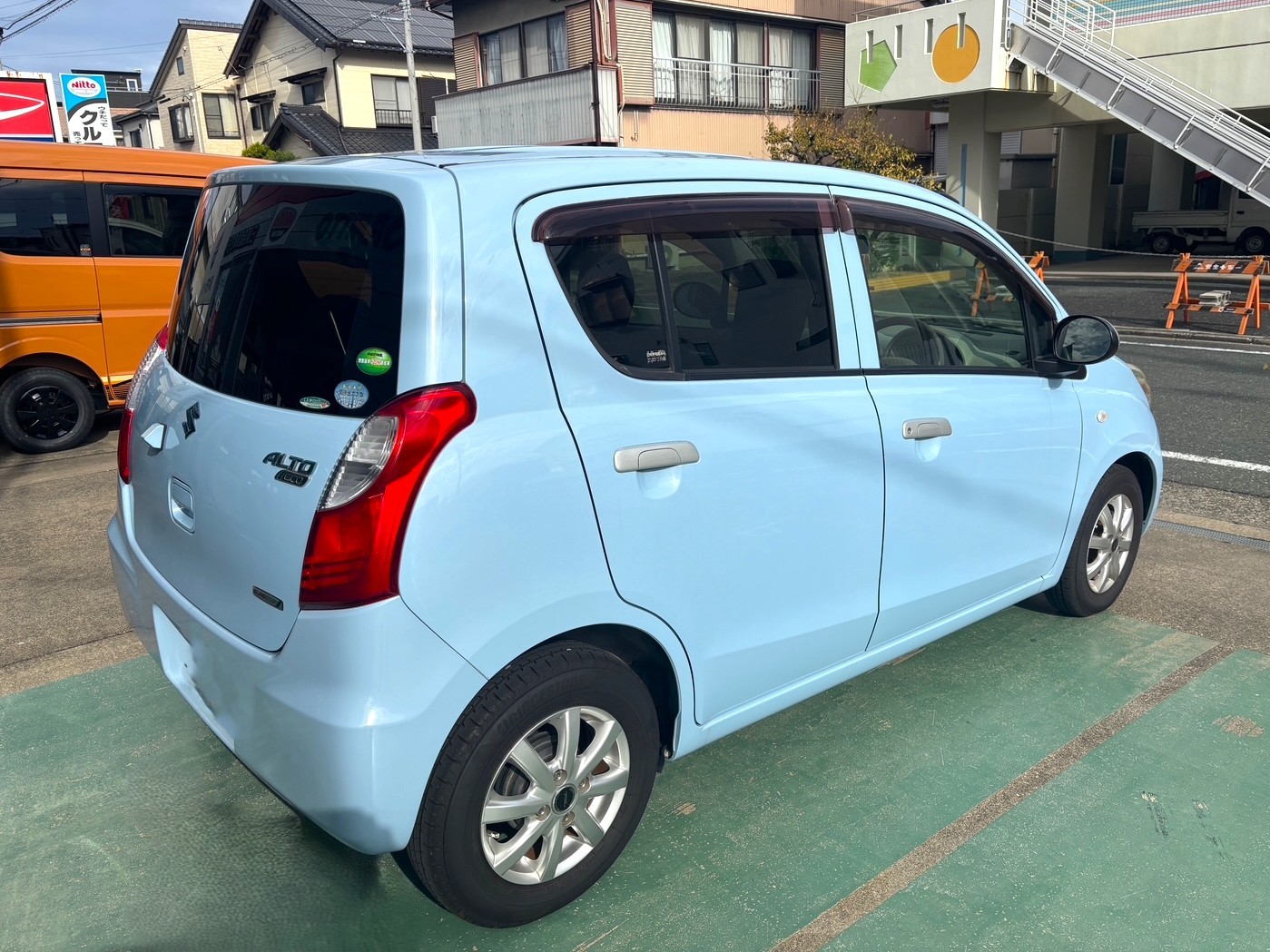 中古車販売　アルトエコS