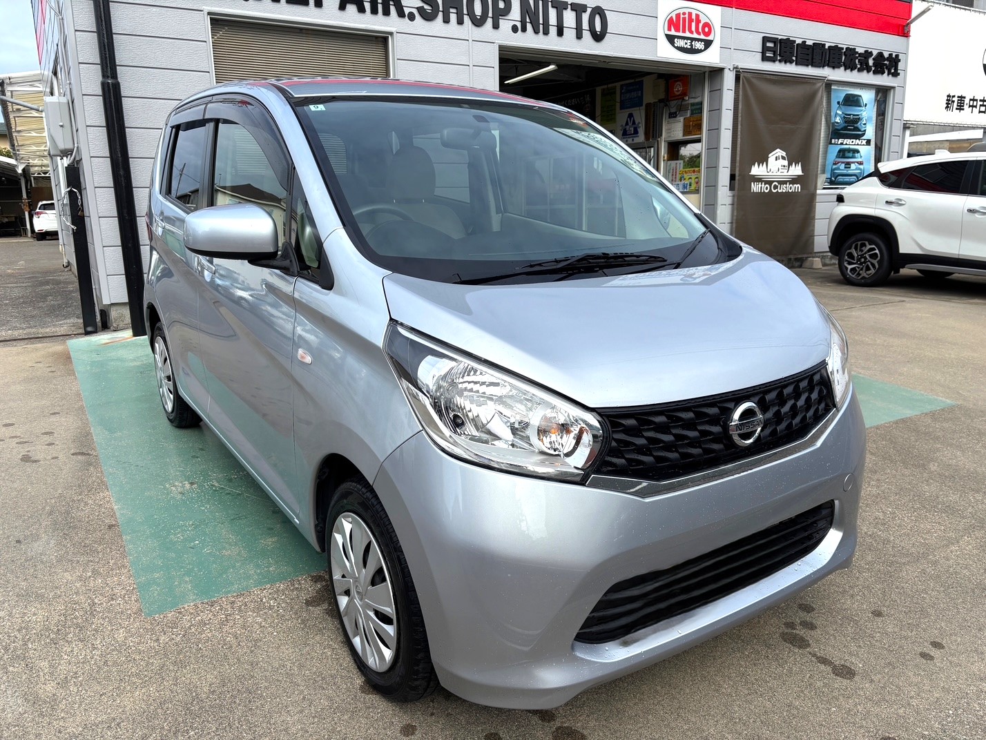 中古車販売　ニッサン デイズ