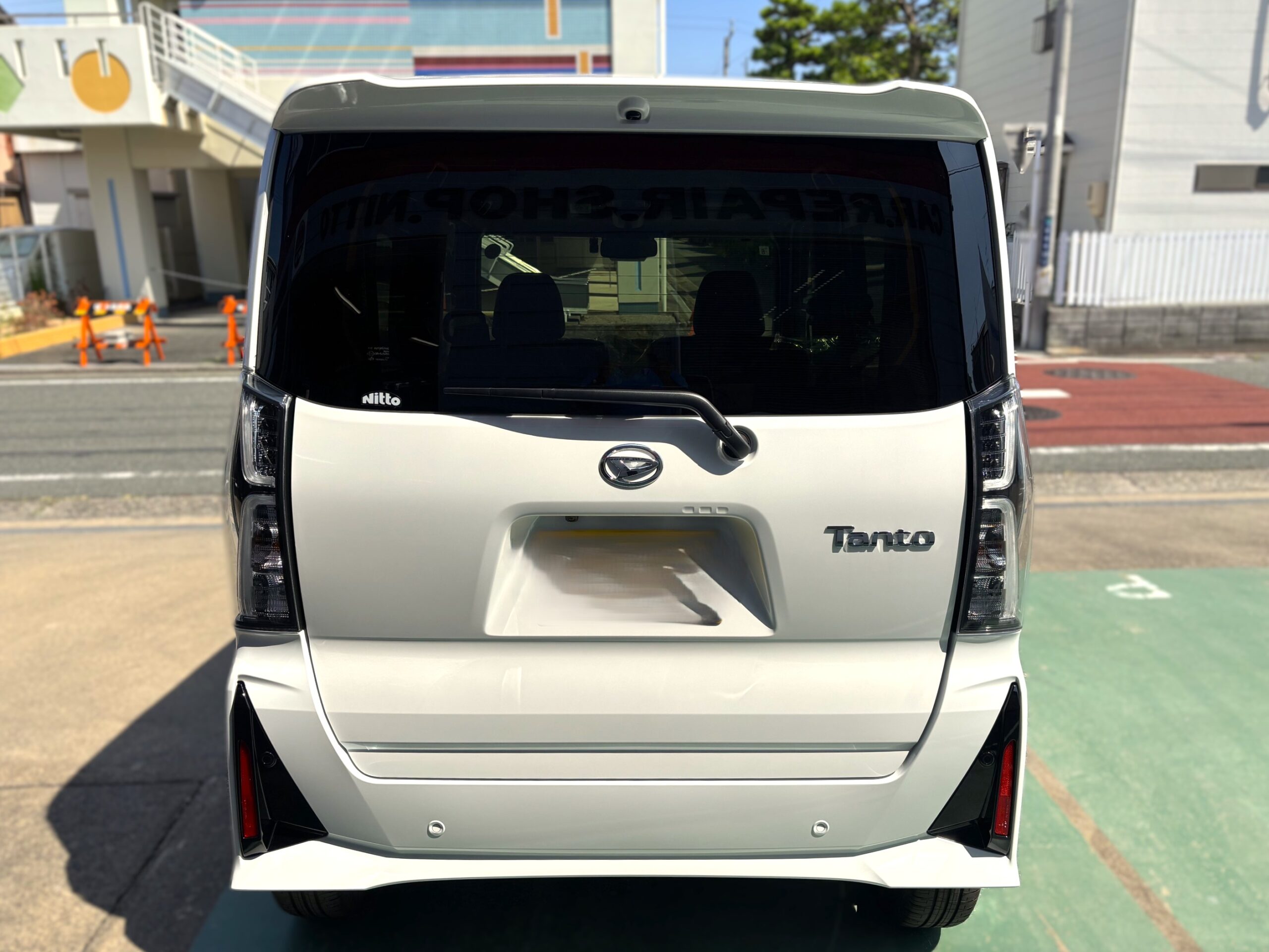新車販売　ダイハツ　タント